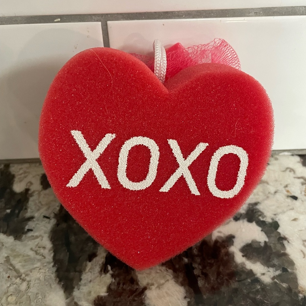 XOXO ❤️ Red Heart Shaped Bath Sponge Loofah Body Pouf Combo Valentine's Gift